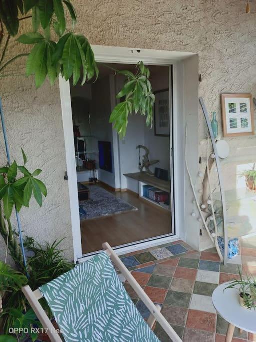 Appartement Au Coeur Du Village De Callian מראה חיצוני תמונה