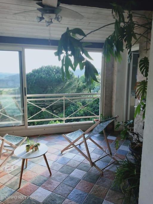 Appartement Au Coeur Du Village De Callian מראה חיצוני תמונה